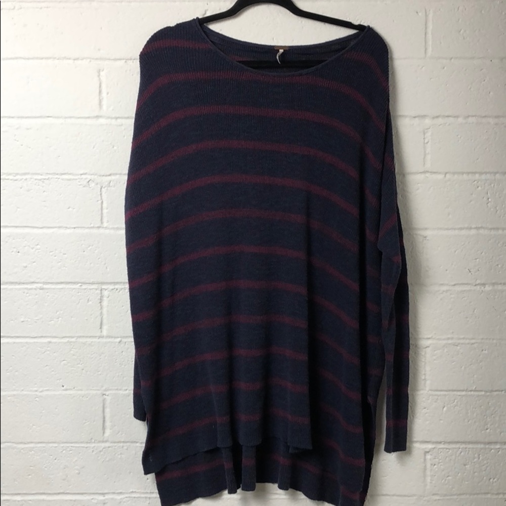 ‼️SALE ‼️ • Free People Tunic Sweater